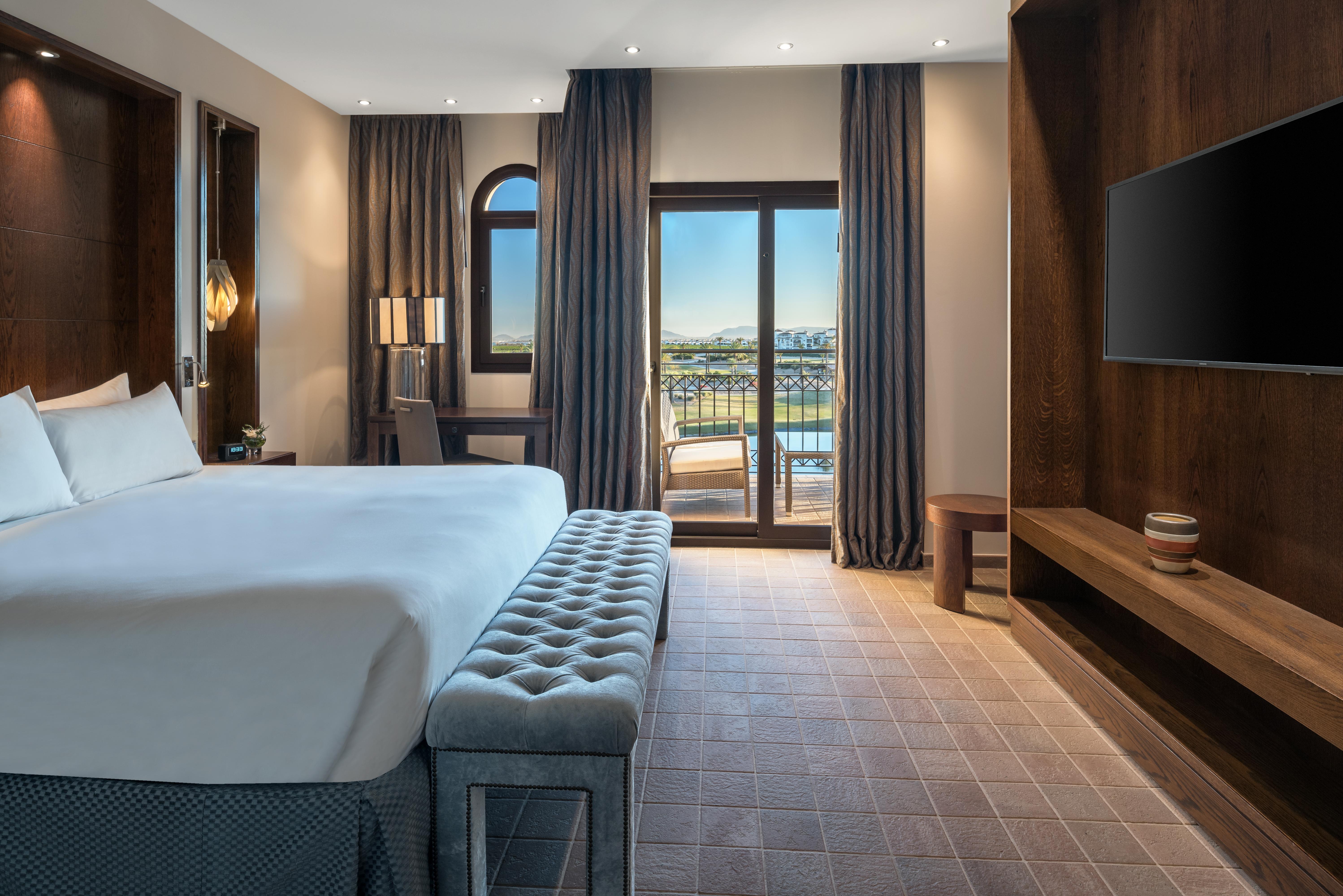 Doubletree By Hilton La Torre Golf Resort Roldán Εξωτερικό φωτογραφία A guest room at the hotel