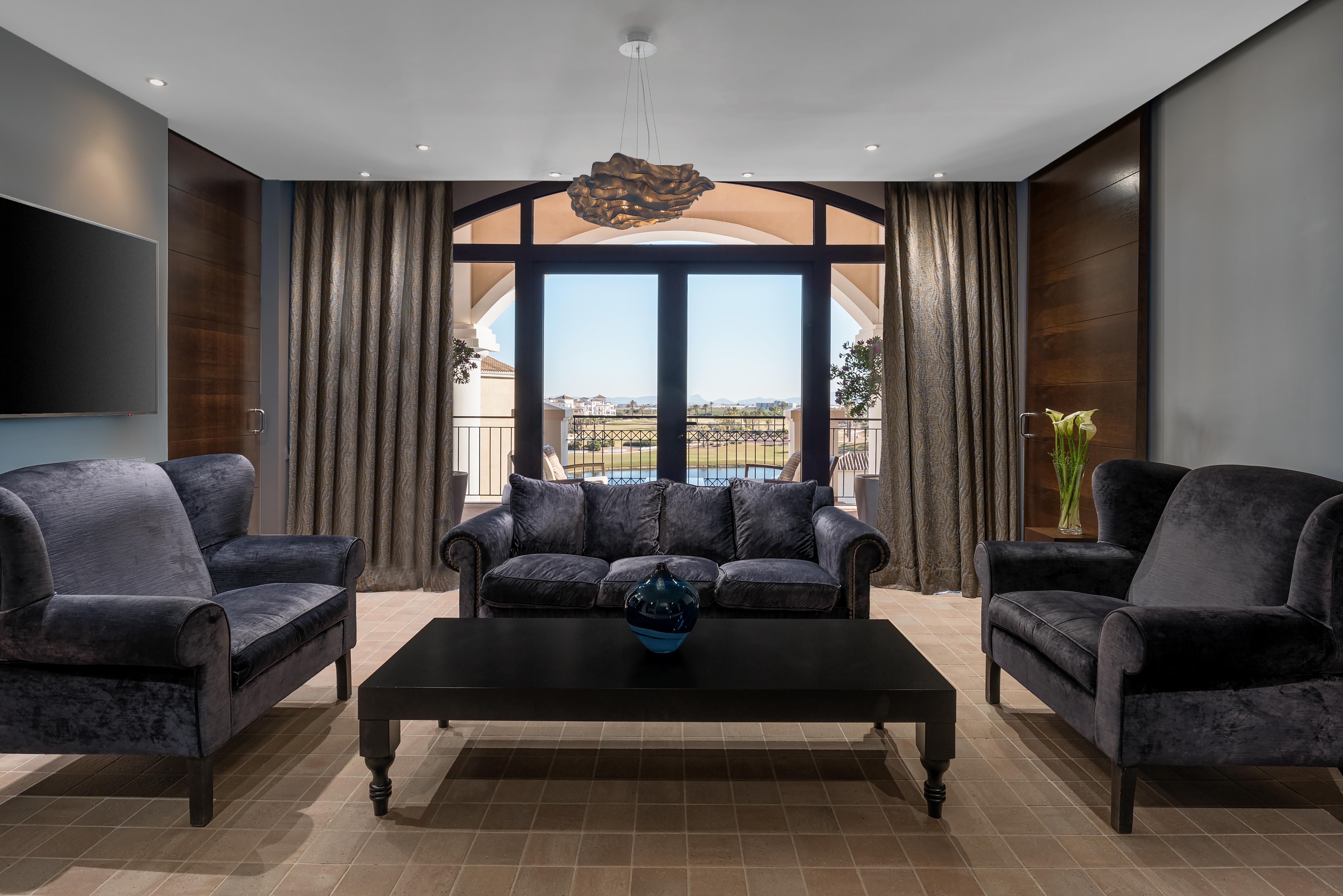 Doubletree By Hilton La Torre Golf Resort Roldán Εξωτερικό φωτογραφία The interior of the hotel