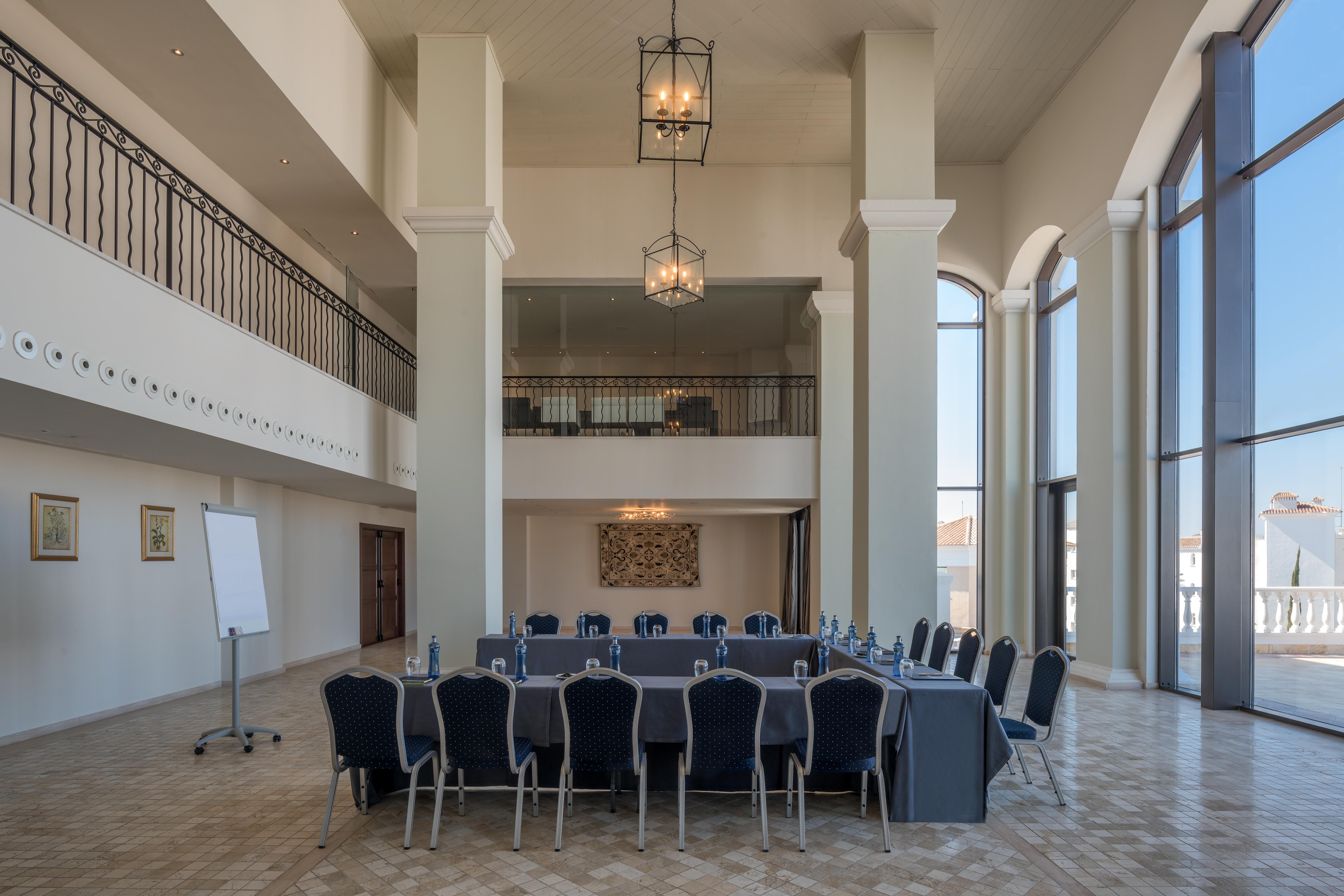 Doubletree By Hilton La Torre Golf Resort Roldán Εξωτερικό φωτογραφία The interior of the conference hall