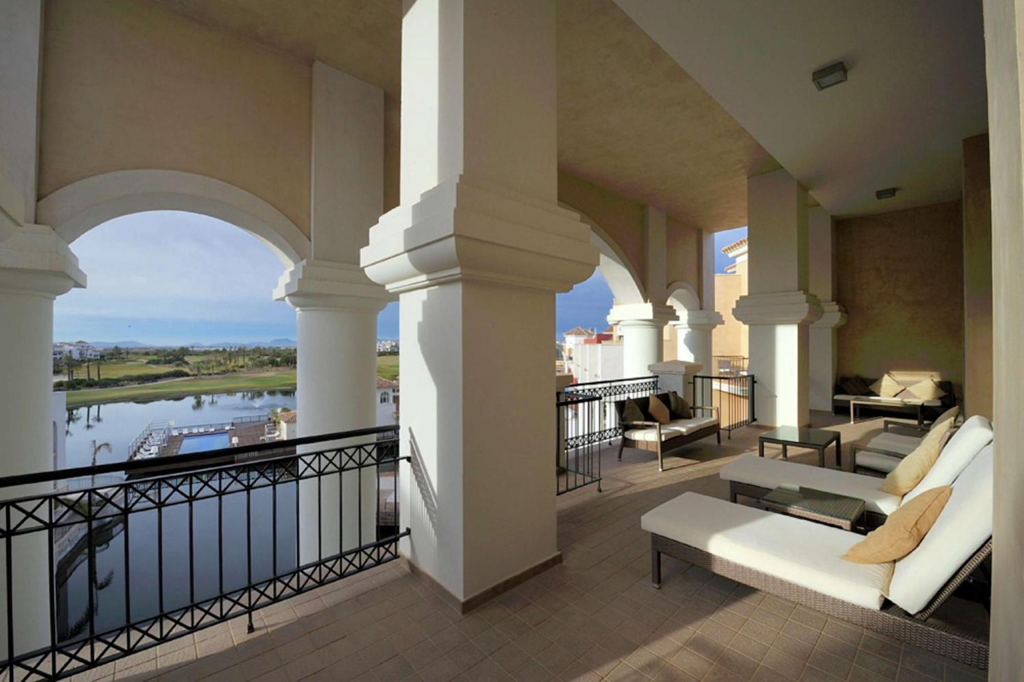Doubletree By Hilton La Torre Golf Resort Roldán Εξωτερικό φωτογραφία The Royal Mirage