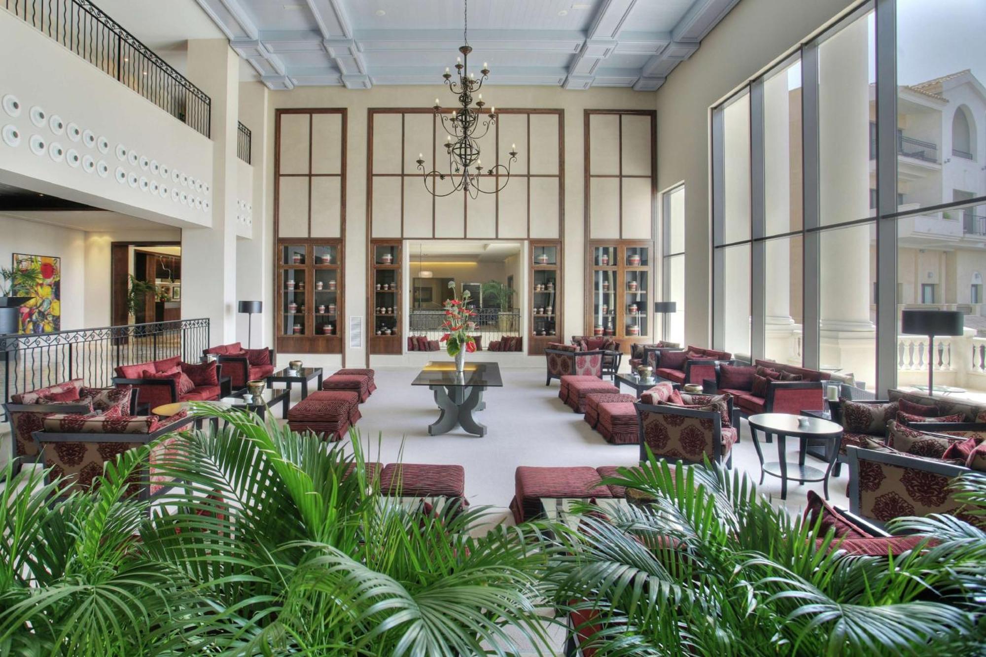 Doubletree By Hilton La Torre Golf Resort Roldán Εξωτερικό φωτογραφία The lobby of the hotel