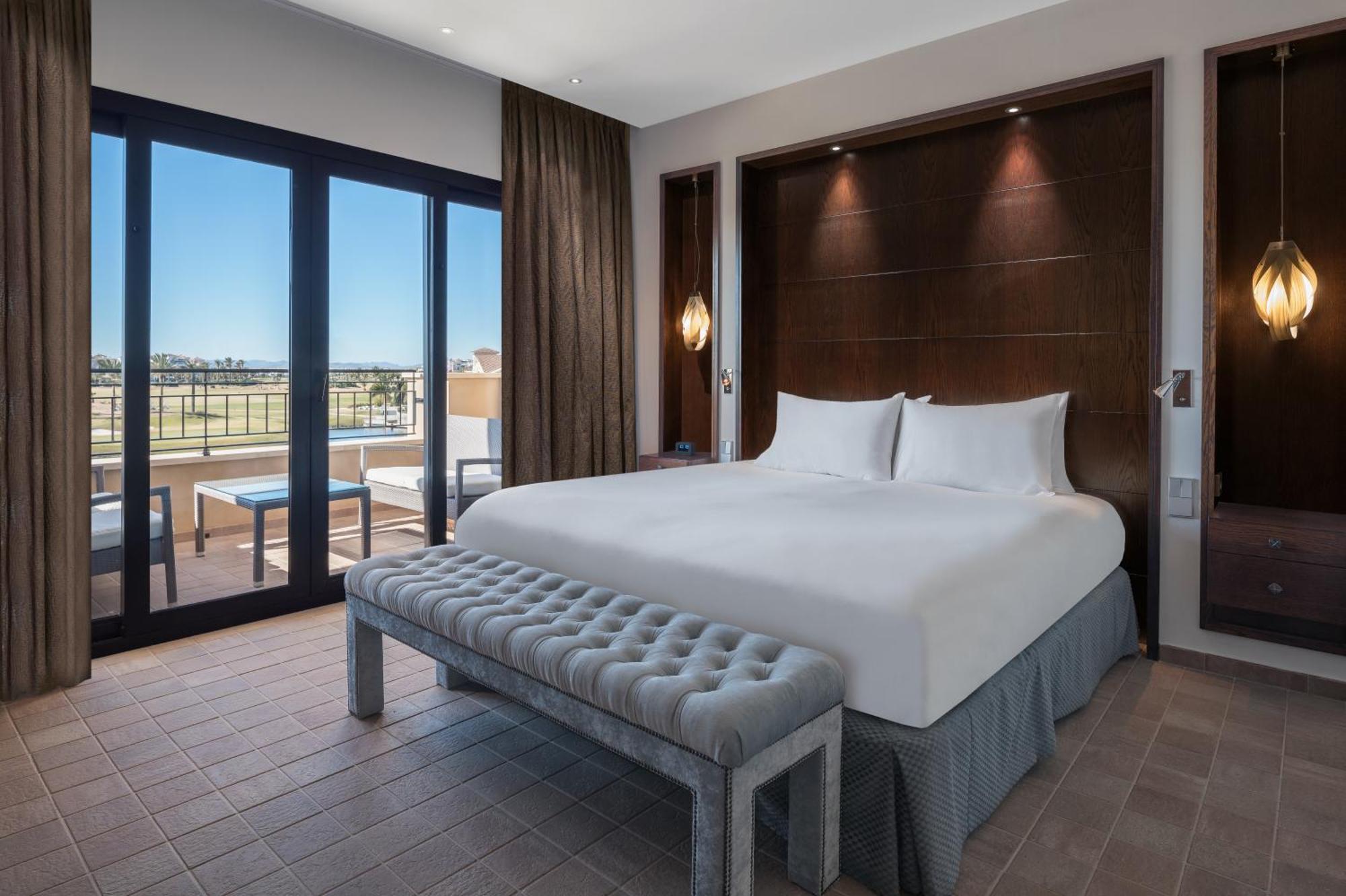 Doubletree By Hilton La Torre Golf Resort Roldán Εξωτερικό φωτογραφία A bedroom at the hotel